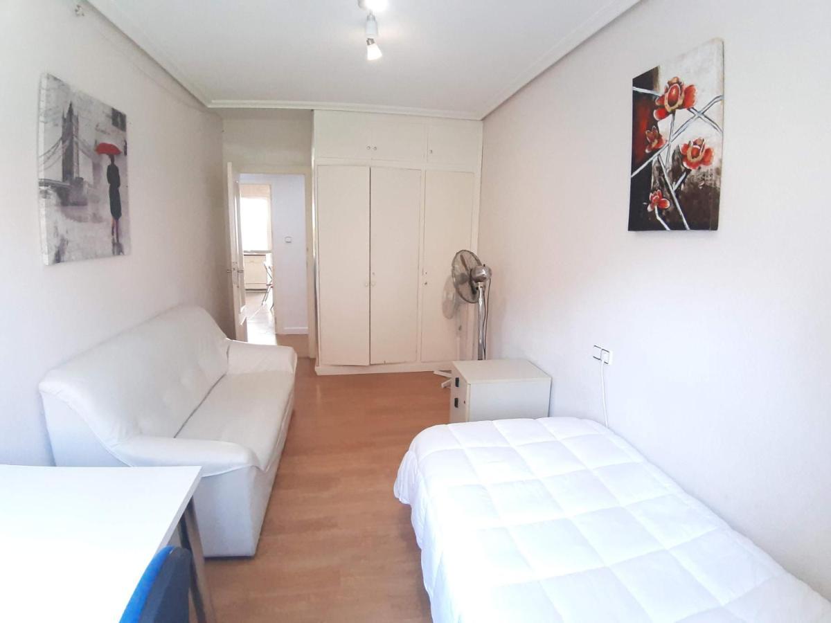 Апартаменти Apartamento Obispo Frutos Мурсія Екстер'єр фото